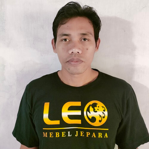 Lemari Hias Sima Leo Mebel Jepara