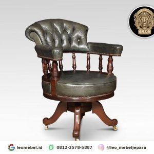 Kursi Kapten Putar Kulit Hijau Klasik