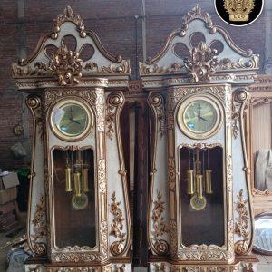 Lemari Jam Ukir Klasik Mewah
