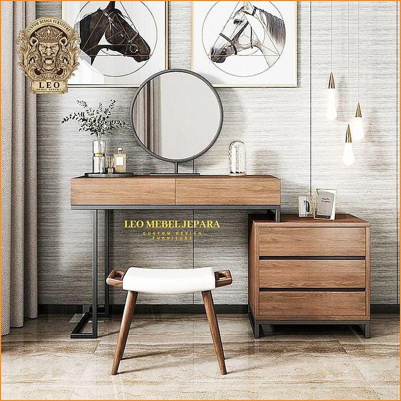Meja Rias Minimalis Dari Kayu Jati