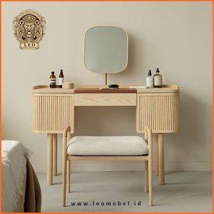 Meja Rias Minimalis Kayu