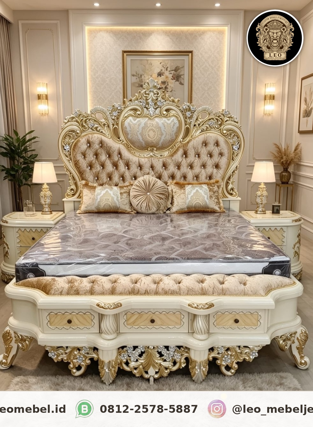 Set Kamar Tidur Mewah Klasik Ukir