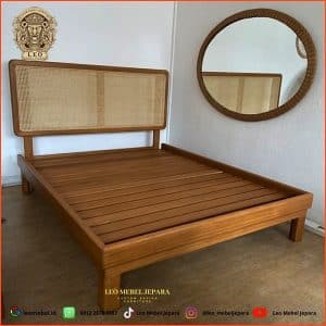 Tempat Tidur Kayu Minimalis Rotan