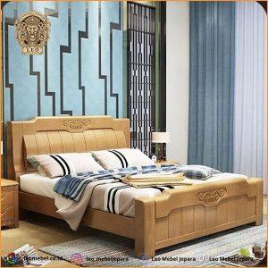 Tempat Tidur Kayu Minimalis Solid