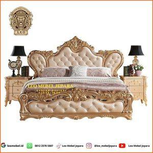 Tempat Tidur Klasik Kombinasi Jok Mewah