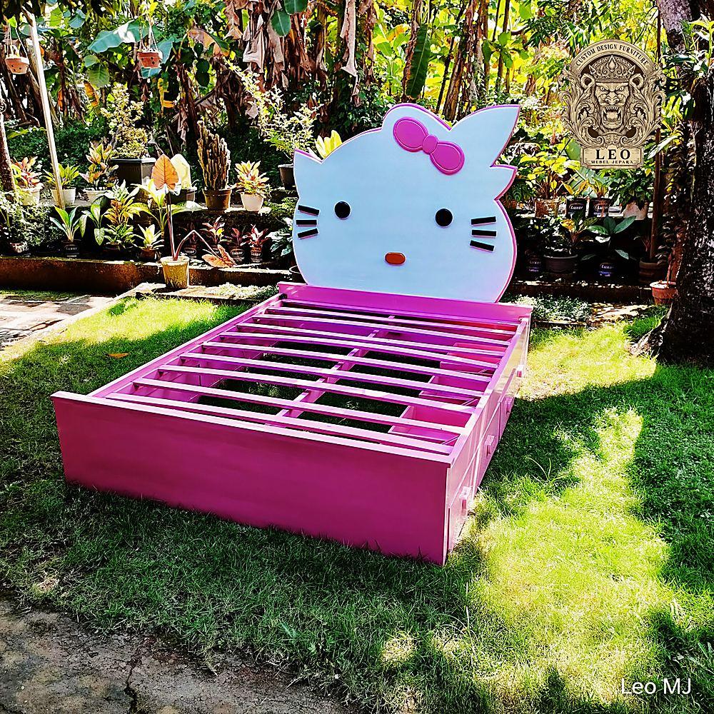 Tempat Tidur Minimalis anak Karakter Hello Kitty — Leo Mebel Jepara Tempat Tidur Minimalis anak Karakter Hello dari Leo Mebel Jepara