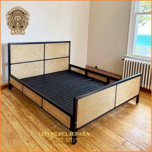 Tempat Tidur Minimalis Model Terbaru Kombinasi Rotan