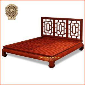 Tempat Tidur Minimalis Pendek