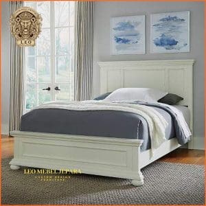 Tempat Tidur Minimalis Putih
