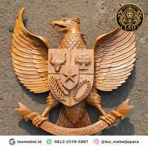 Garuda Pancasila Ukir Kayu